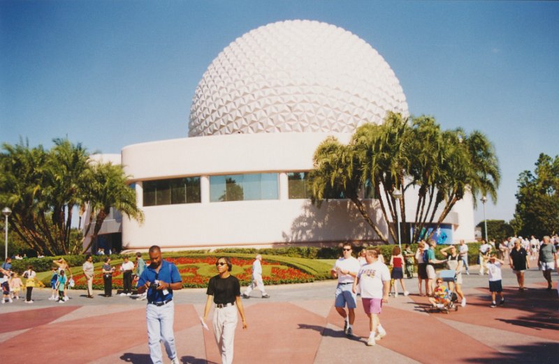 000-Epcot Center Disney World Orlando Florida.jpg